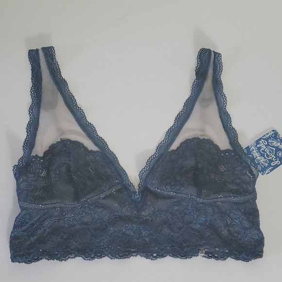39. 🆕️ Free People Kristin Lace Bralette - Picture 5 of 9